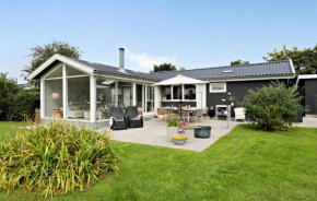 4 Bedroom Nice Home In Gilleleje, Gilleleje